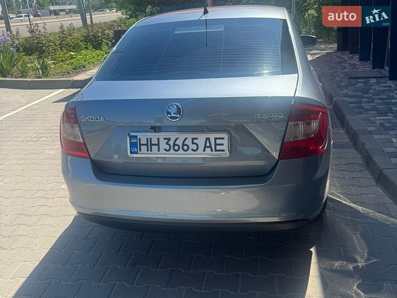 Лифтбек Skoda Rapid 2013 в Одессе фото 3 Лифтбек Skoda Rapid 2013 в Одессе