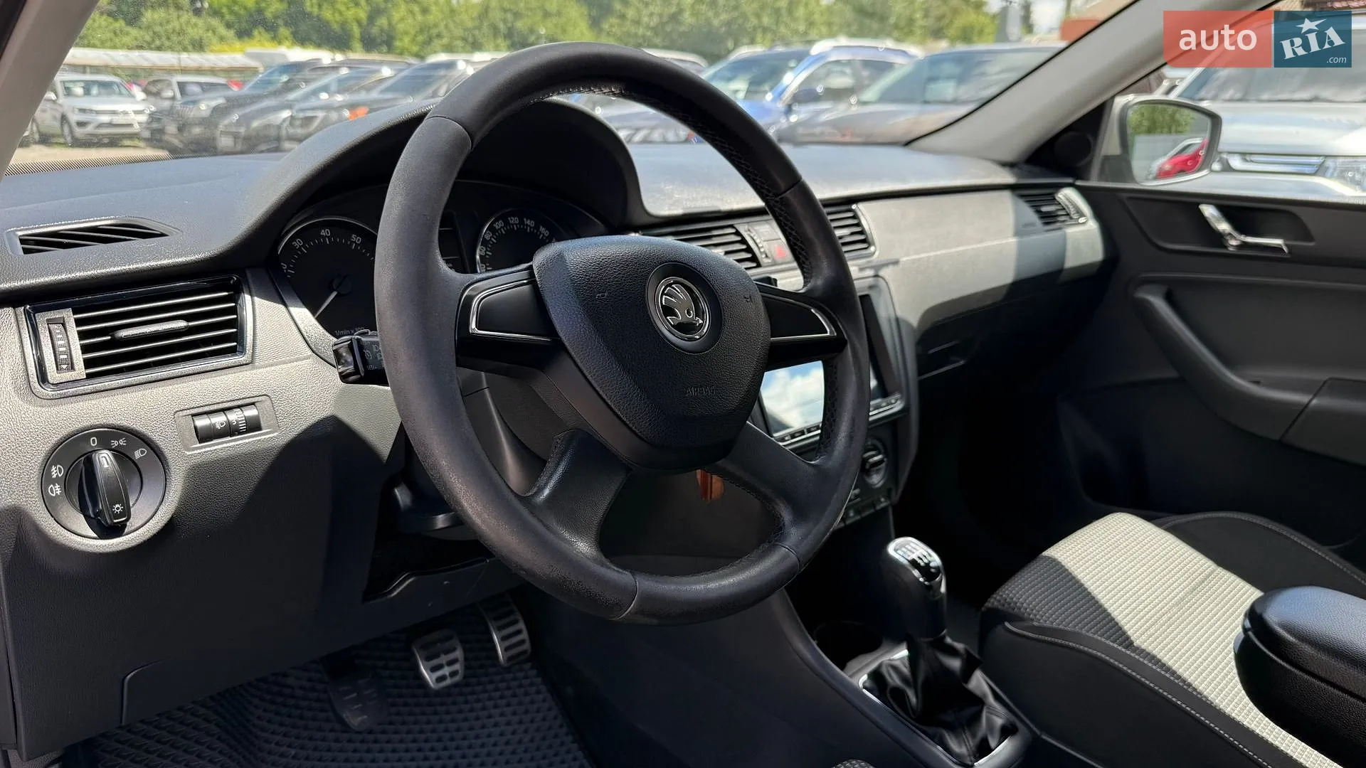 2012 Skoda Rapid - мініатюра 16