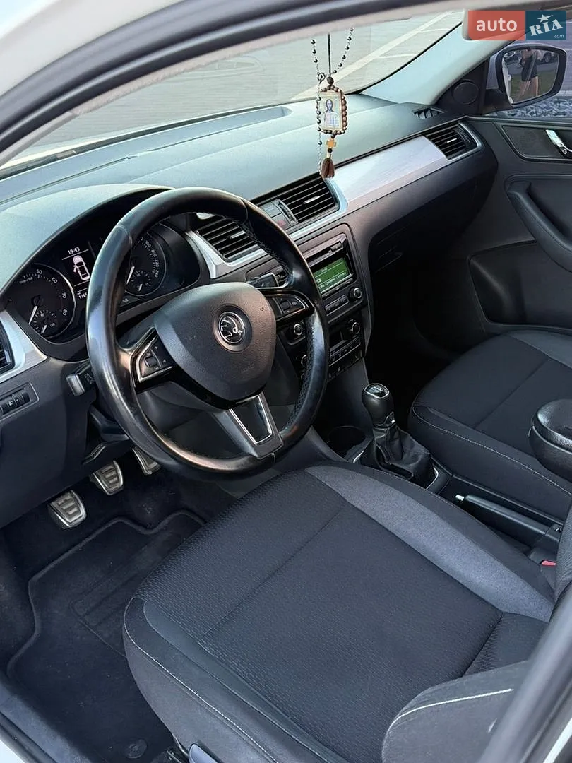 2013 Skoda Rapid - мініатюра 12