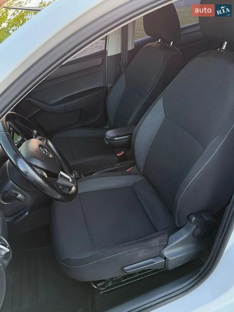 2013 Skoda Rapid - мініатюра 13