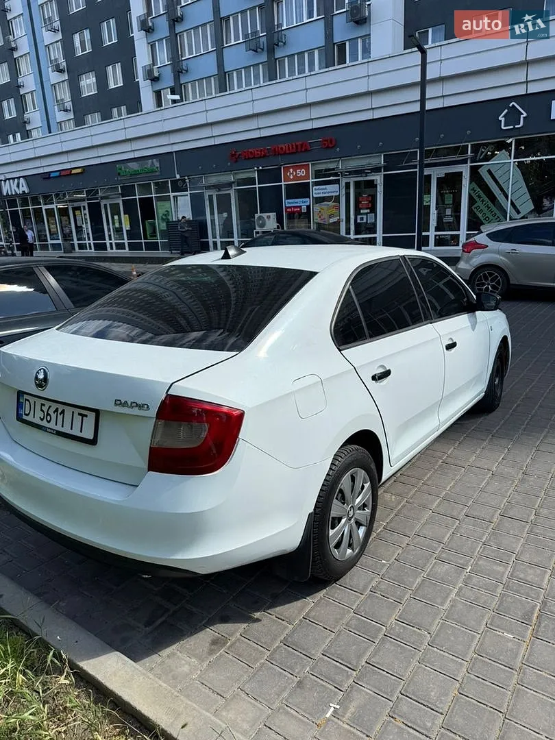 2013 Skoda Rapid - мініатюра 3