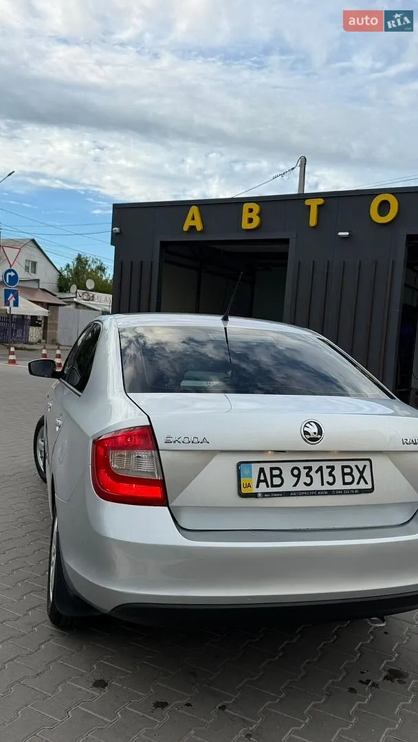 2013 Skoda Rapid - мініатюра 11