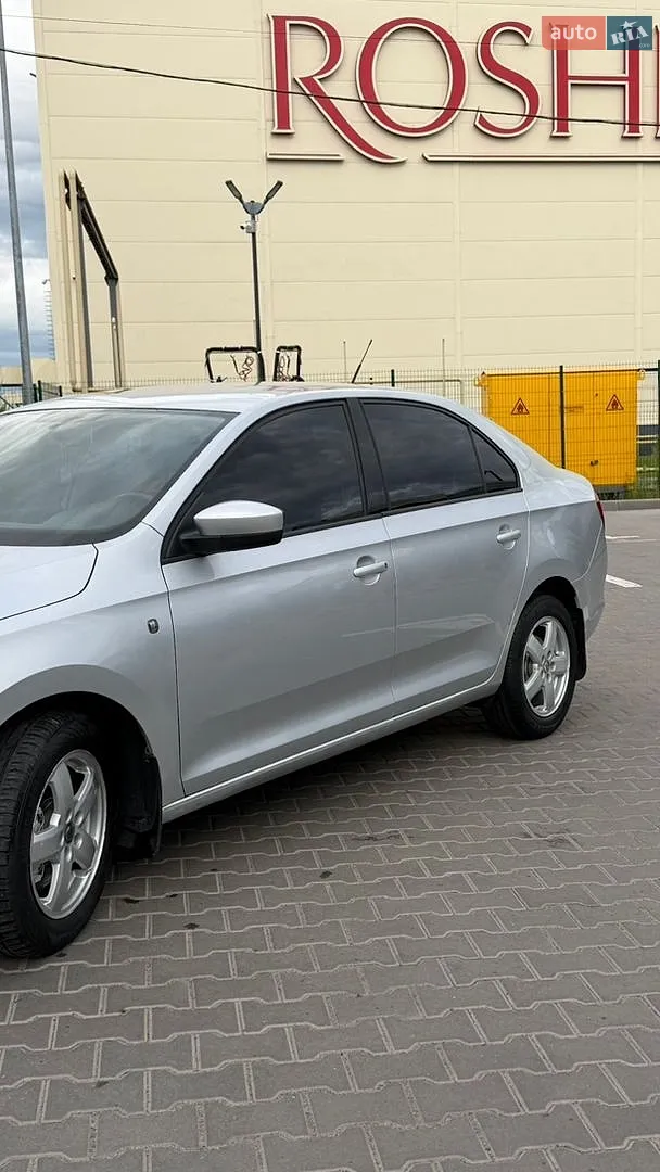 2013 Skoda Rapid - мініатюра 7