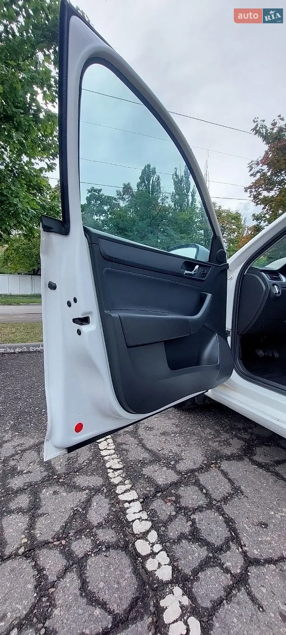 2013 Skoda Rapid - мініатюра 19