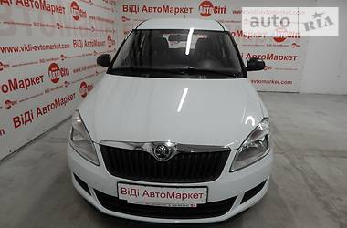 Универсал Skoda Roomster 2015 в Киеве