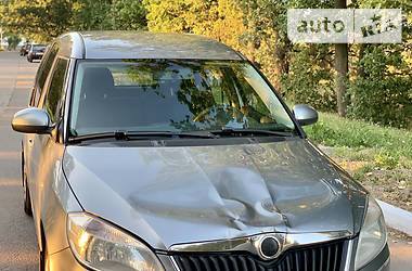 Минивэн Skoda Roomster 2013 в 