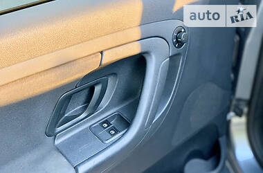 Минивэн Skoda Roomster 2013 в 