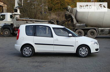 Минивэн Skoda Roomster 2010 в Луцке