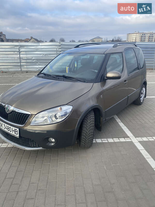 Мікровен Skoda Roomster 2011 в Дубні