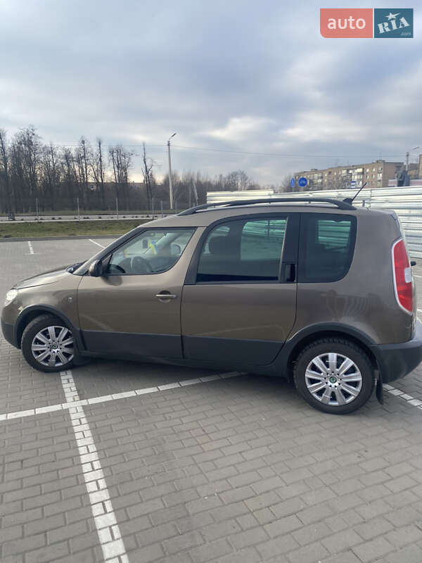 Мікровен Skoda Roomster 2011 в Дубні