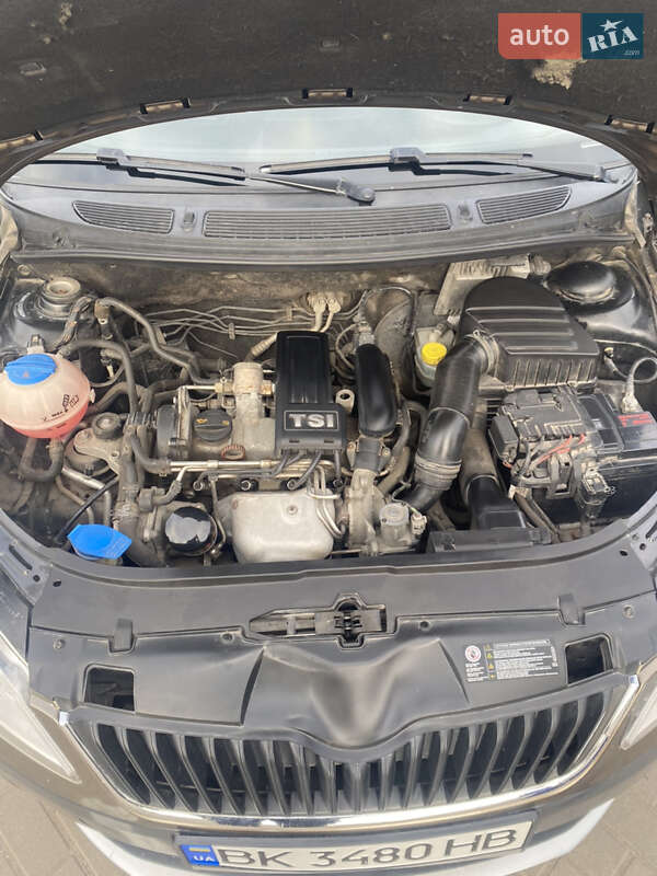 Мікровен Skoda Roomster 2011 в Дубні