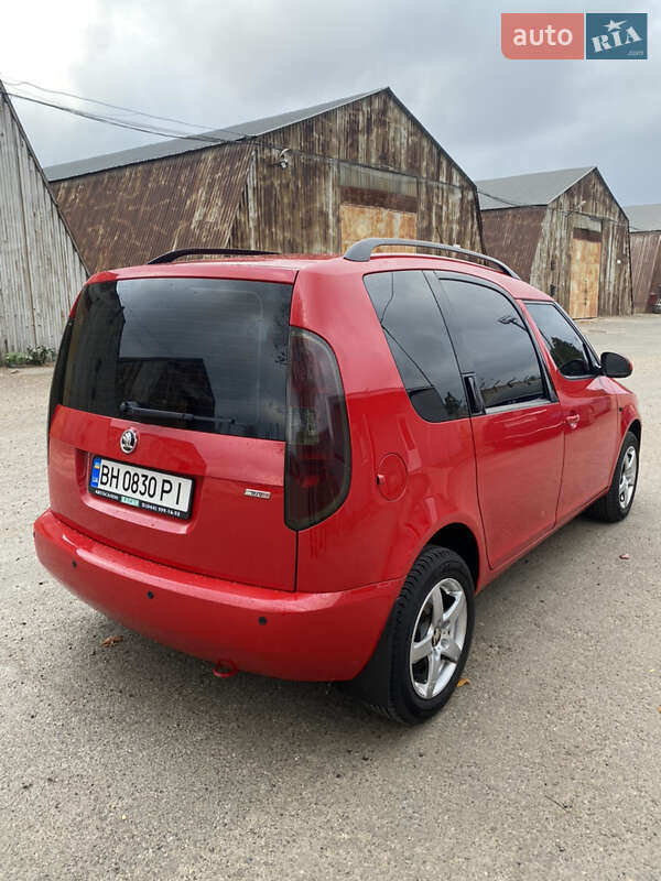 Микровэн Skoda Roomster 2008 в Черноморске