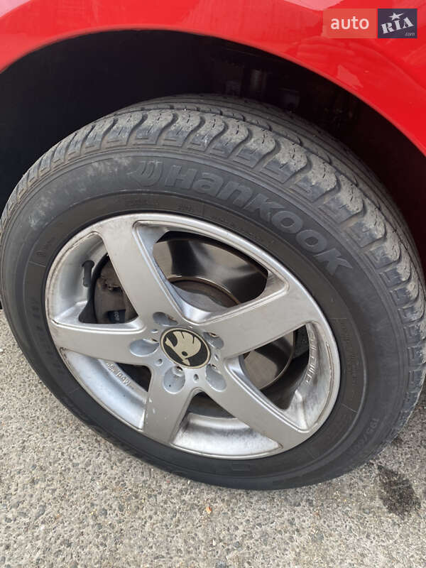 Микровэн Skoda Roomster 2008 в Черноморске