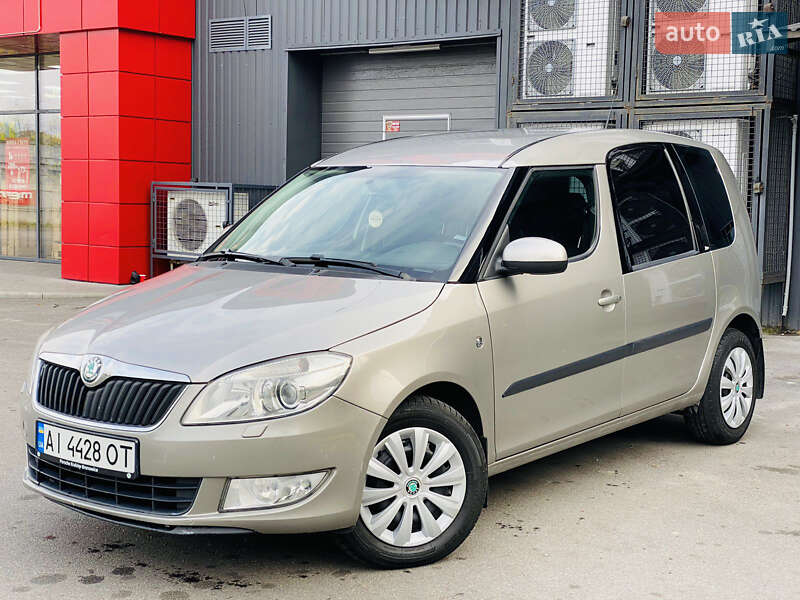 Микровэн Skoda Roomster 2011 в Днепре
