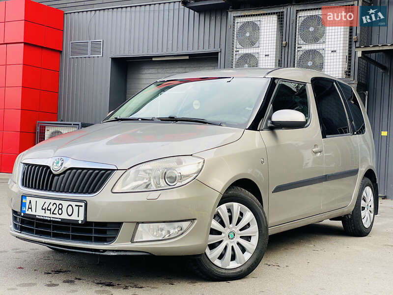 Микровэн Skoda Roomster 2011 в Днепре