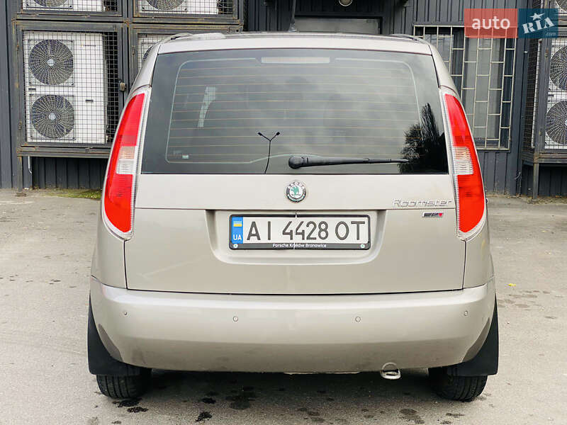 Микровэн Skoda Roomster 2011 в Днепре