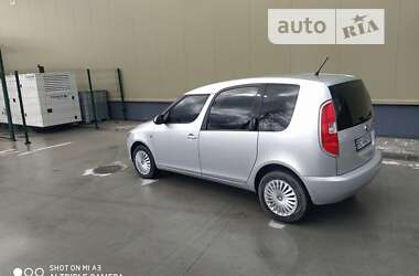 Микровэн Skoda Roomster 2014 в Дрогобыче