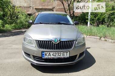 Микровэн Skoda Roomster 2012 в Киеве