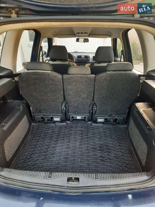 Микровэн Skoda Roomster 2009 в Кременчуге