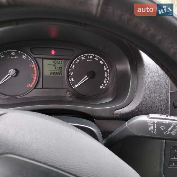 Мікровен Skoda Roomster 2010 в Рівному