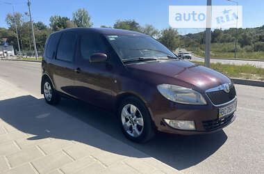 Микровэн Skoda Roomster 2012 в Львове