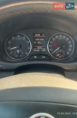 Микровэн Skoda Roomster 2011 в 