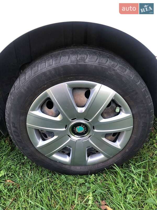 Микровэн Skoda Roomster 2014 в Луцке фото 21 Микровэн Skoda Roomster 2014 в Луцке