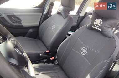 Микровэн Skoda Roomster 2013 в 