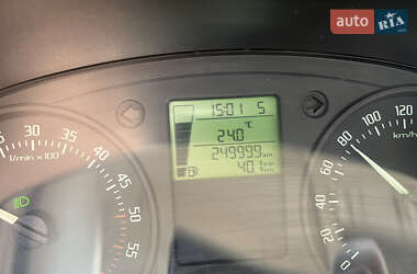Микровэн Skoda Roomster 2010 в 