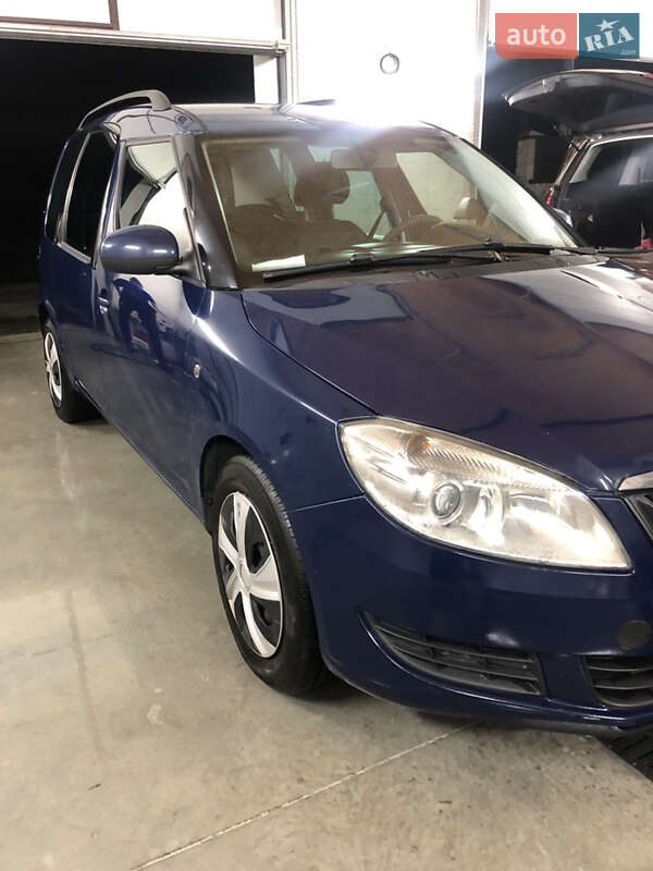 Мікровен Skoda Roomster 2011 в Львові