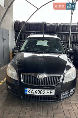 Мікровен Skoda Roomster 2009 в Києві