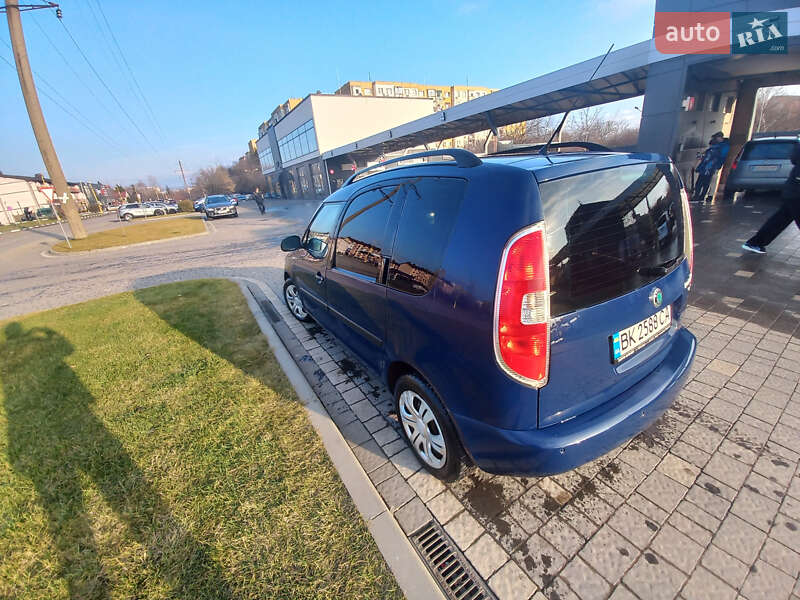 Мікровен Skoda Roomster 2011 в Ужгороді