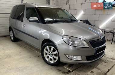 Мікровен Skoda Roomster 2011 в Сваляві