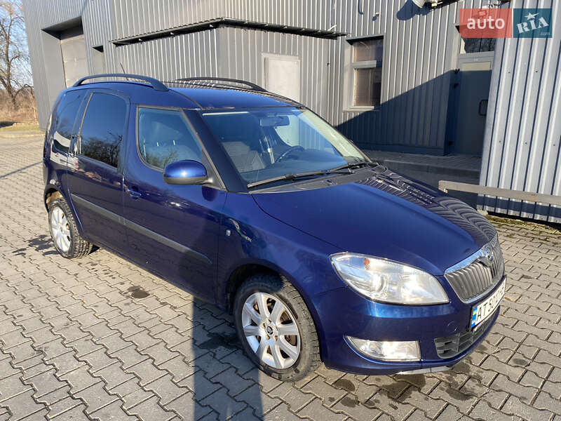 Микровэн Skoda Roomster 2013 в 
