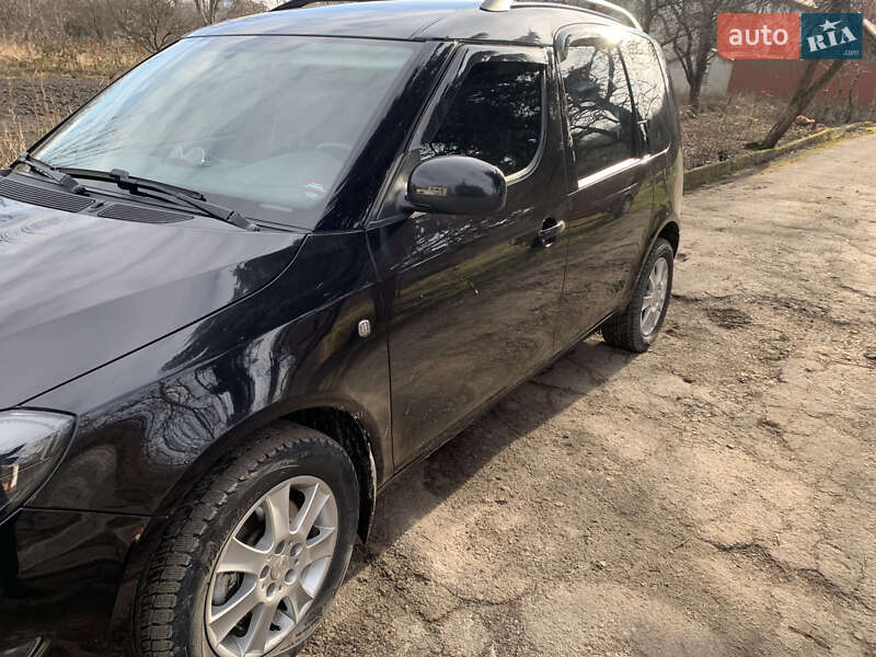 Микровэн Skoda Roomster 2015 в Львове