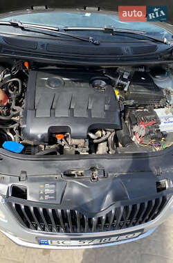 Микровэн Skoda Roomster 2012 в 