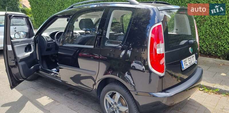 Микровэн Skoda Roomster 2012 в Кременчуге