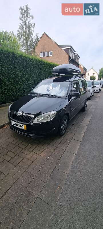 Микровэн Skoda Roomster 2012 в Кременчуге