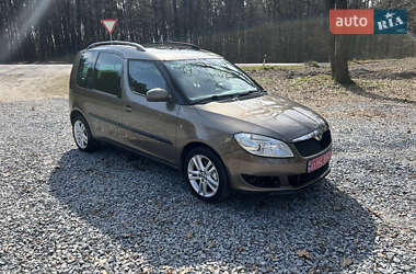 Микровэн Skoda Roomster 2012 в 