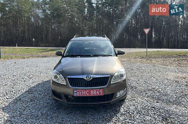 Микровэн Skoda Roomster 2012 в 