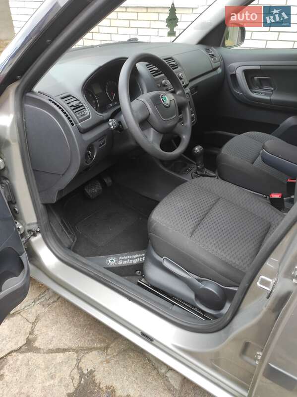 Мікровен Skoda Roomster 2012 в Умані