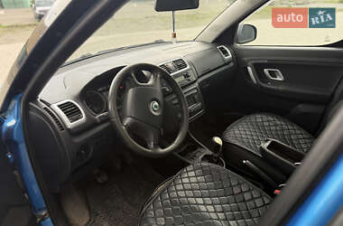 Микровэн Skoda Roomster 2008 в 