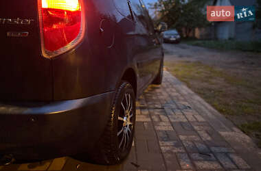 Микровэн Skoda Roomster 2008 в 