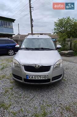 Микровэн Skoda Roomster 2008 в 