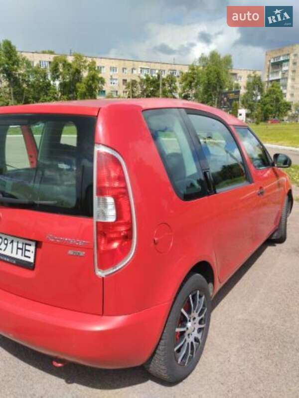 Микровэн Skoda Roomster 2008 в Ровно фото 6 Микровэн Skoda Roomster 2008 в Ровно