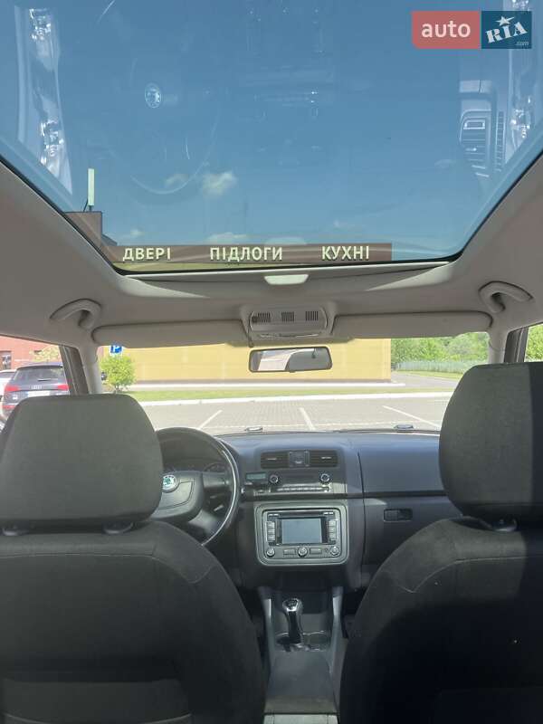 Микровэн Skoda Roomster 2012 в Львове