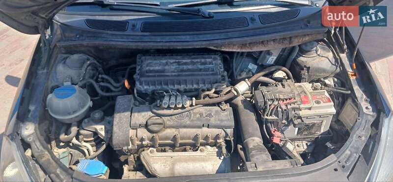 Микровэн Skoda Roomster 2011 в Бурштыне