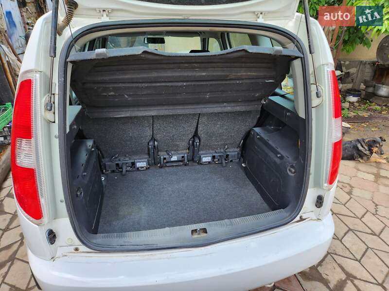 Микровэн Skoda Roomster 2010 в Раздельной