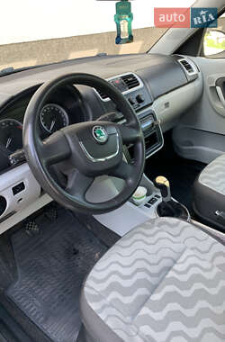 Микровэн Skoda Roomster 2009 в 