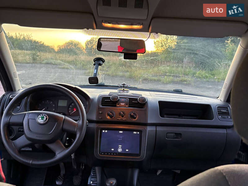 Мікровен Skoda Roomster 2010 в Львові